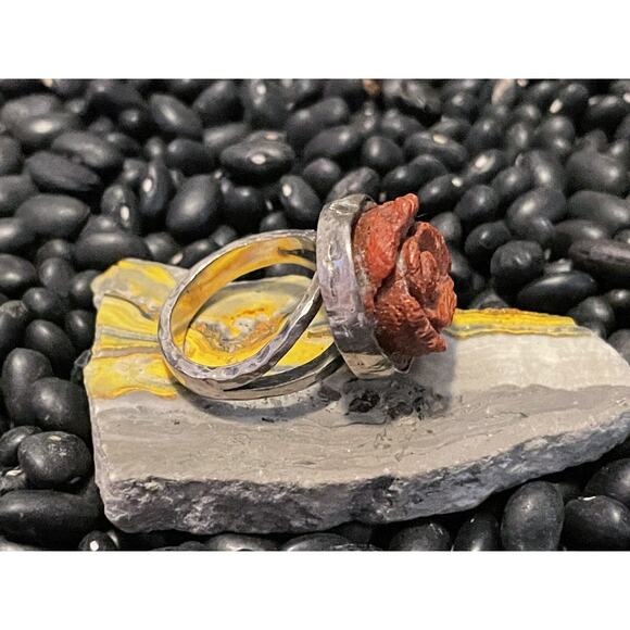 Signed EXEX Carved Coral🌹Rose Flower Set In Sterling Hammered Texture Ring~8.5 - Picture 9 of 10
